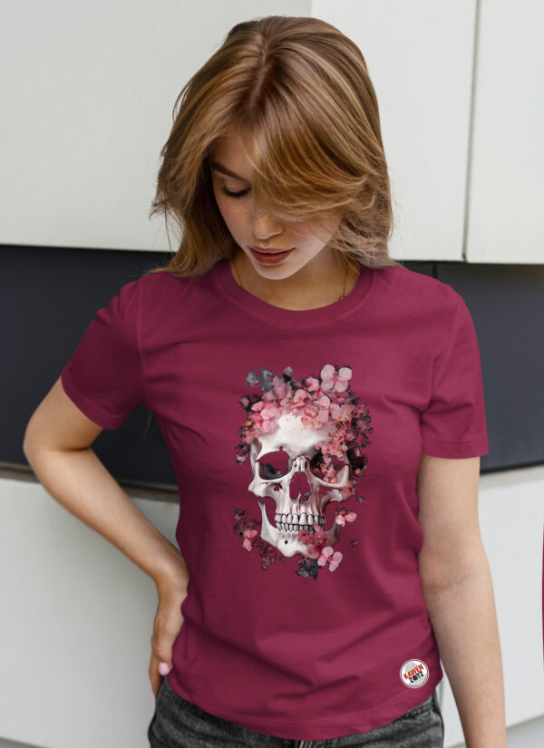 camiseta chica calavera rosas burdeos