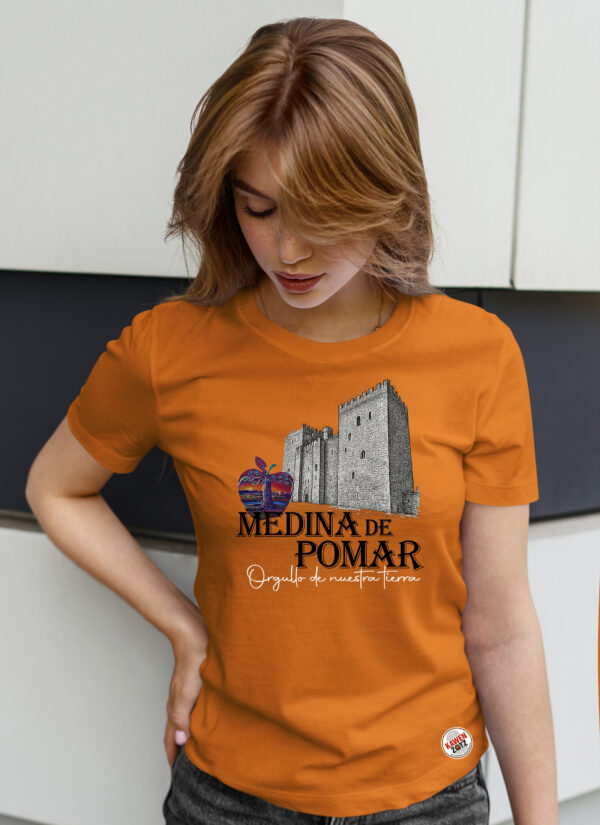 camiseta medina de pomar orgullo naranja de chica